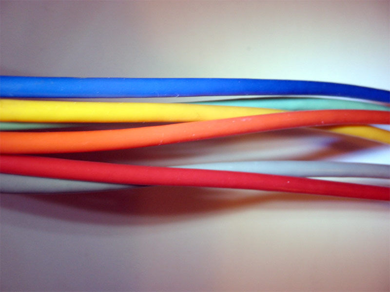 Bobina de cable eléctrico rígido de 100 m y 1,5 mm² en color rojo 