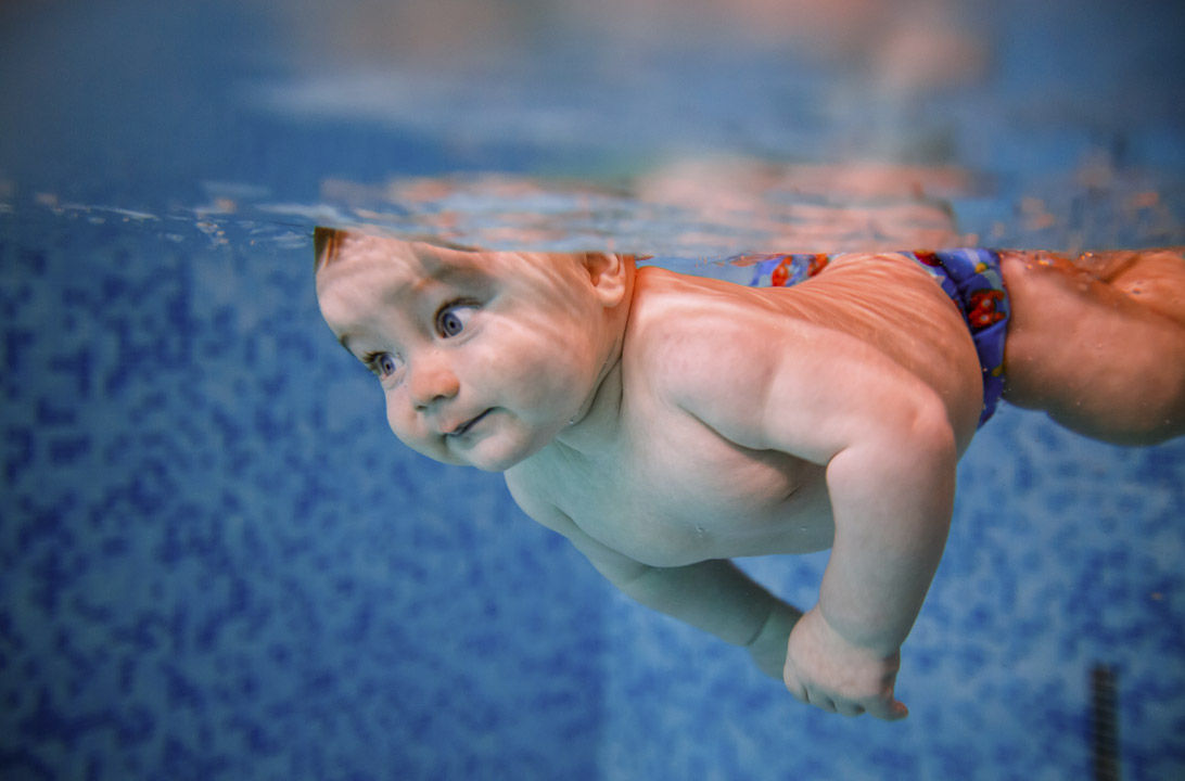Img edad ensenar nadar bebes hd