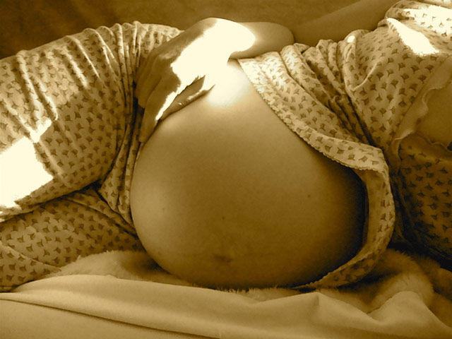 Dormir con tu barriga de embarazada