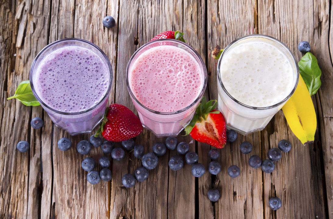 Los mejores batidos con leche para el verano | Consumer