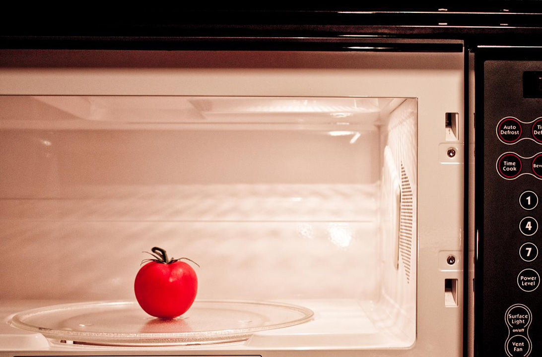 semiconductor pizarra césped El microondas, ¿perjudica a los alimentos? | Consumer