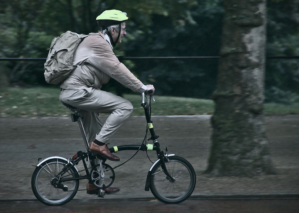 7 trucos ir en bicicleta con lluvia |