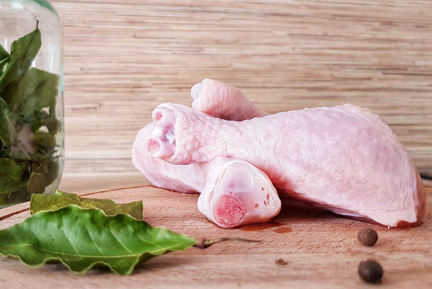 Lavar el pollo crudo es un riesgo para la salud | Consumer