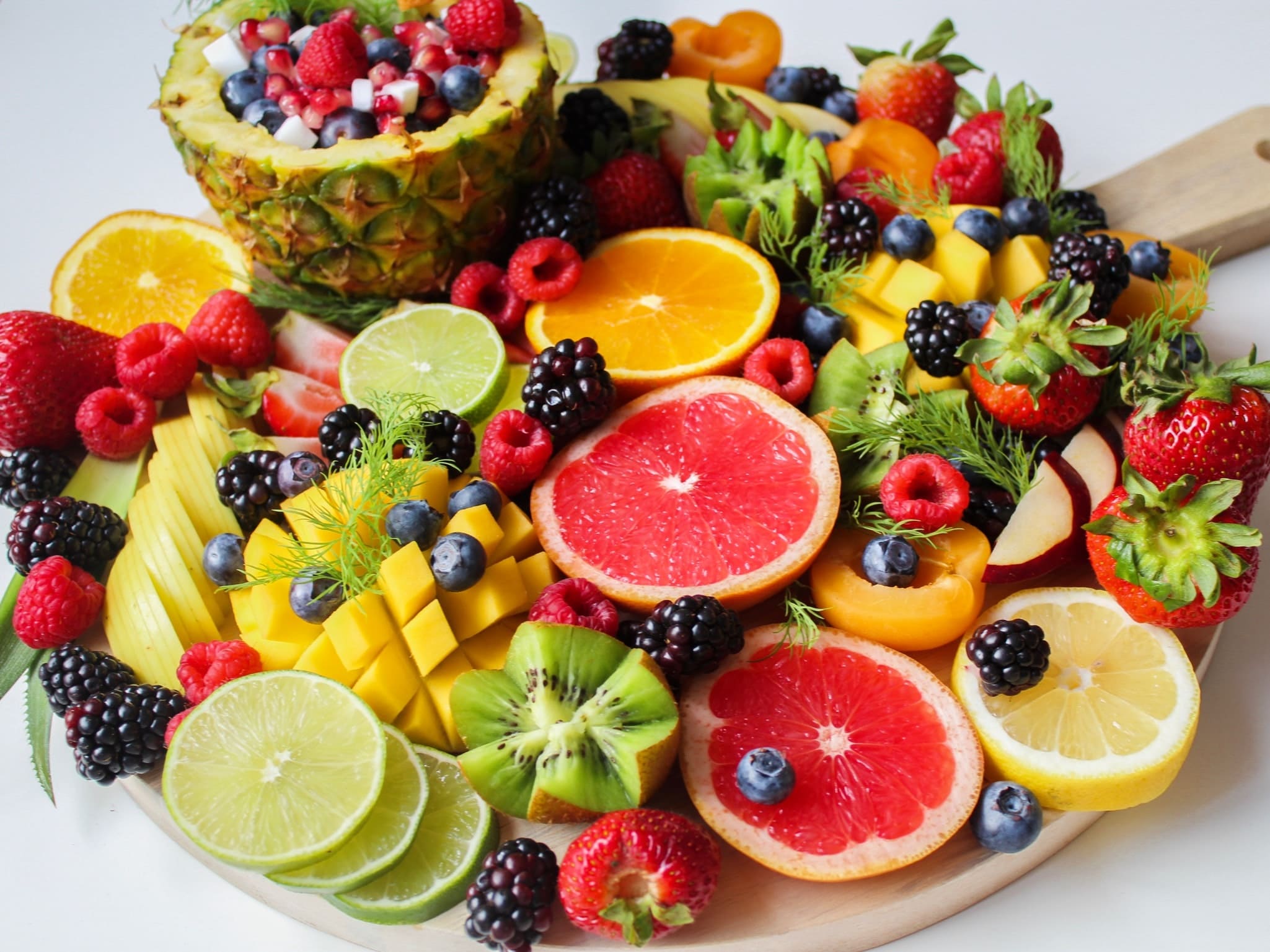 Frutas, composición colorista, frutas frescas