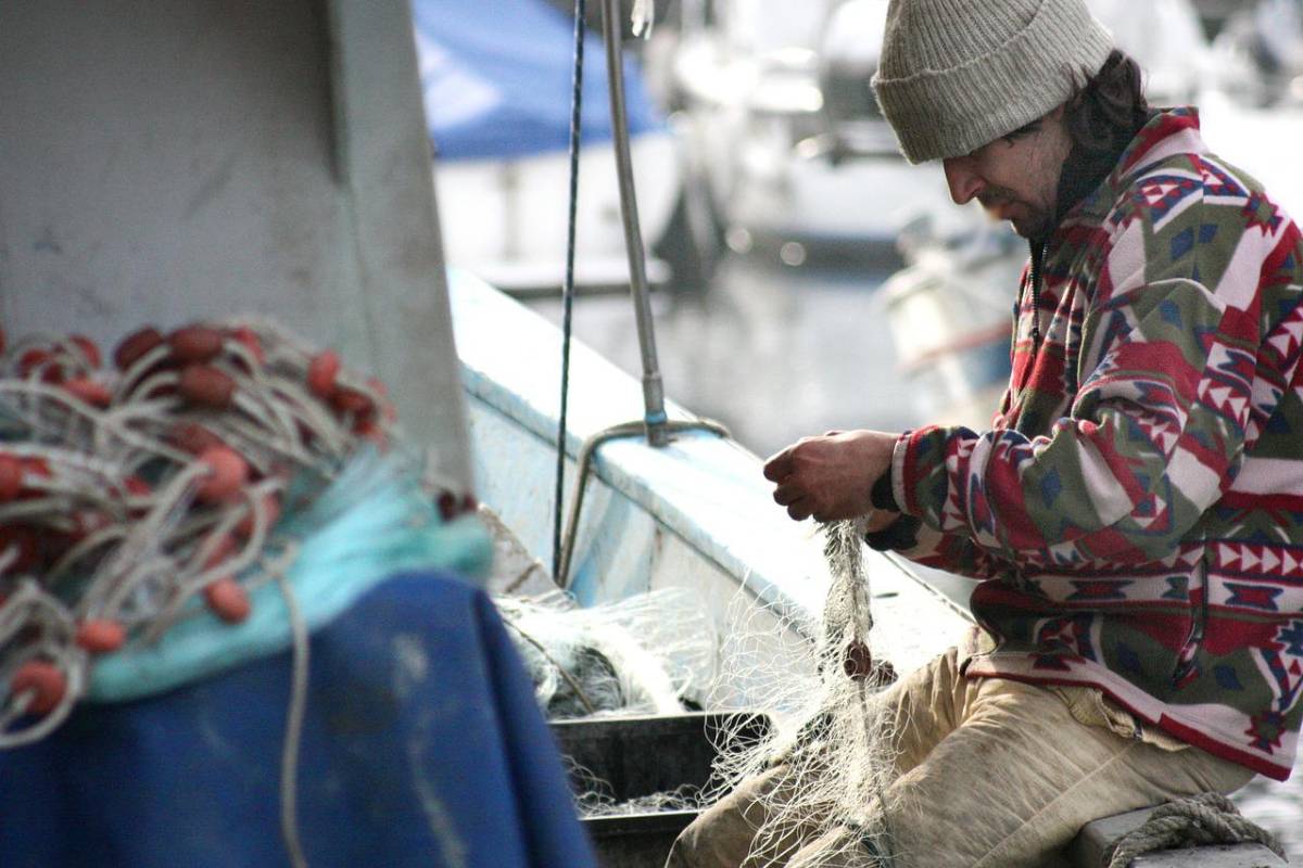Pescador con redes