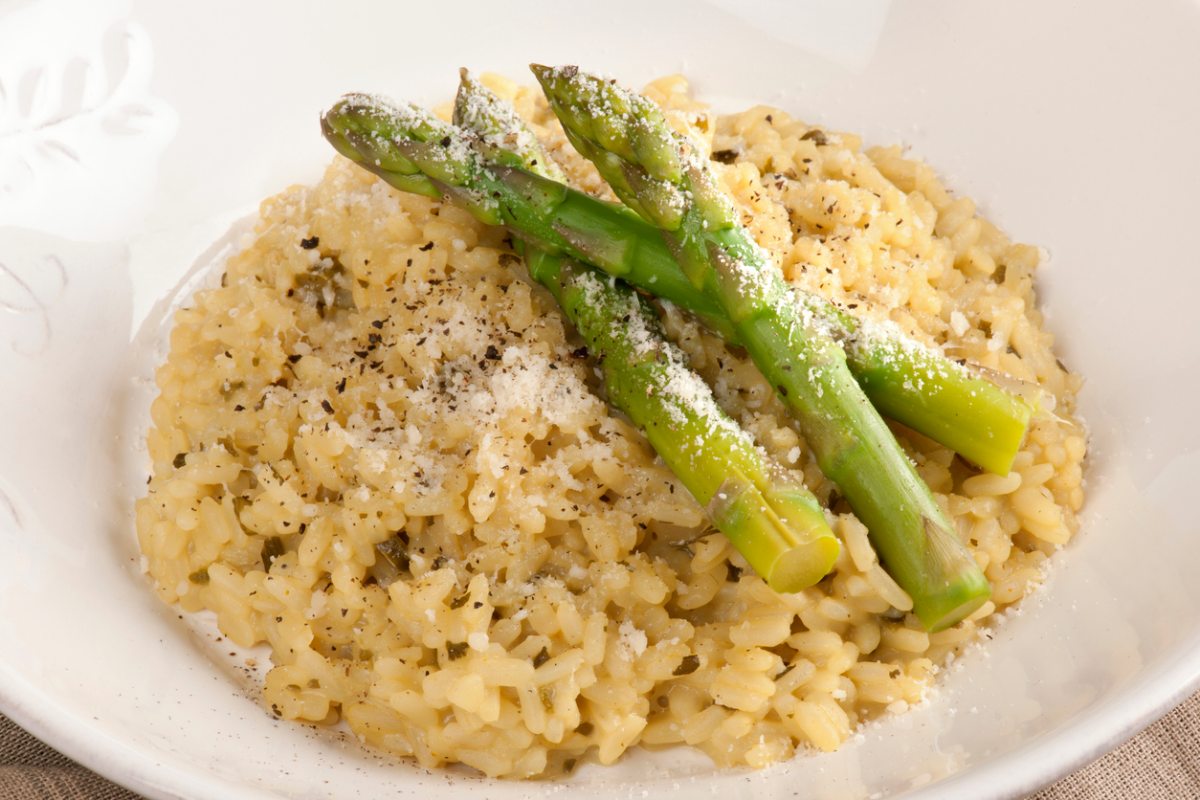 cómo hacer risotto con espárragos