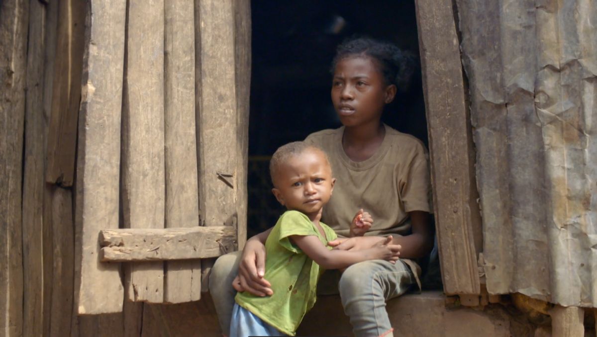 niños afectados por el aumento de la temperatura