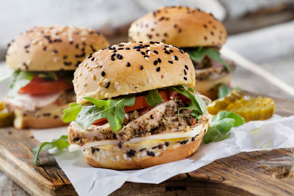 bocadillo saludable de atún