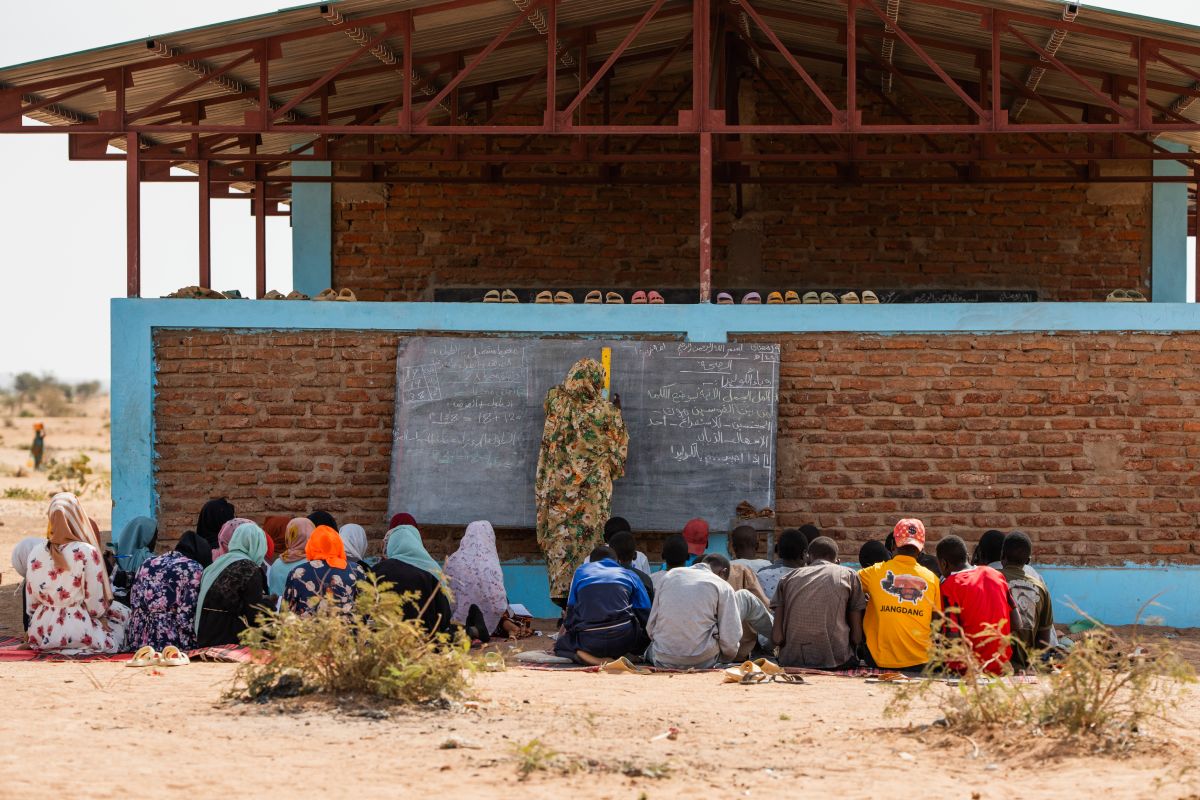 educación de niñas y niños refugiados