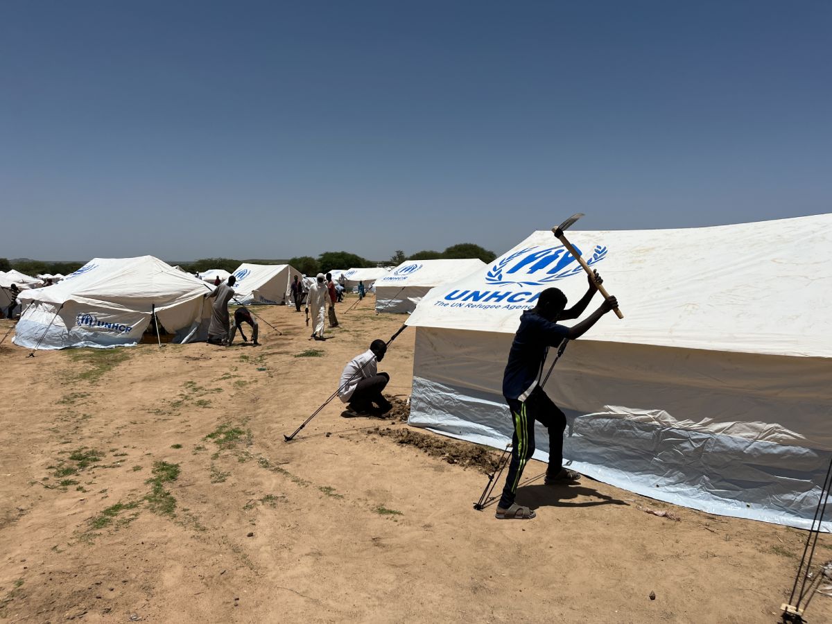 tiendas de refugiados sudaneses en Chad