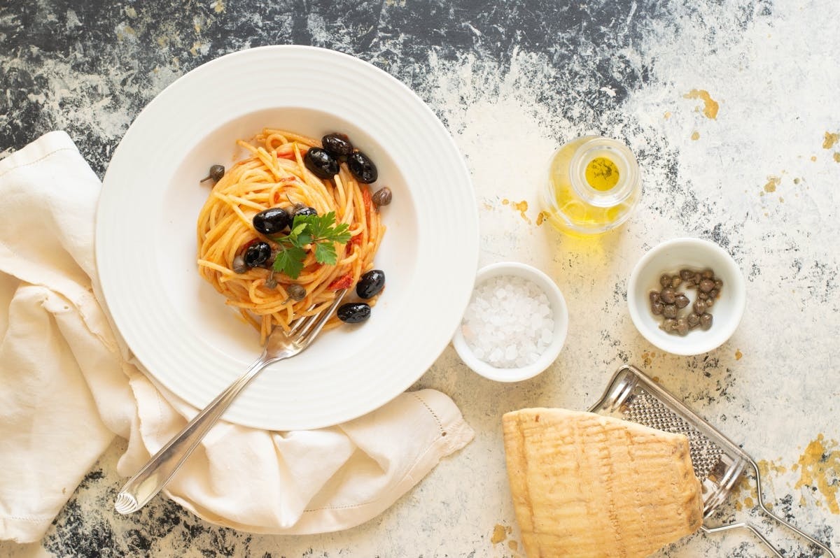 pasta con alcaparras