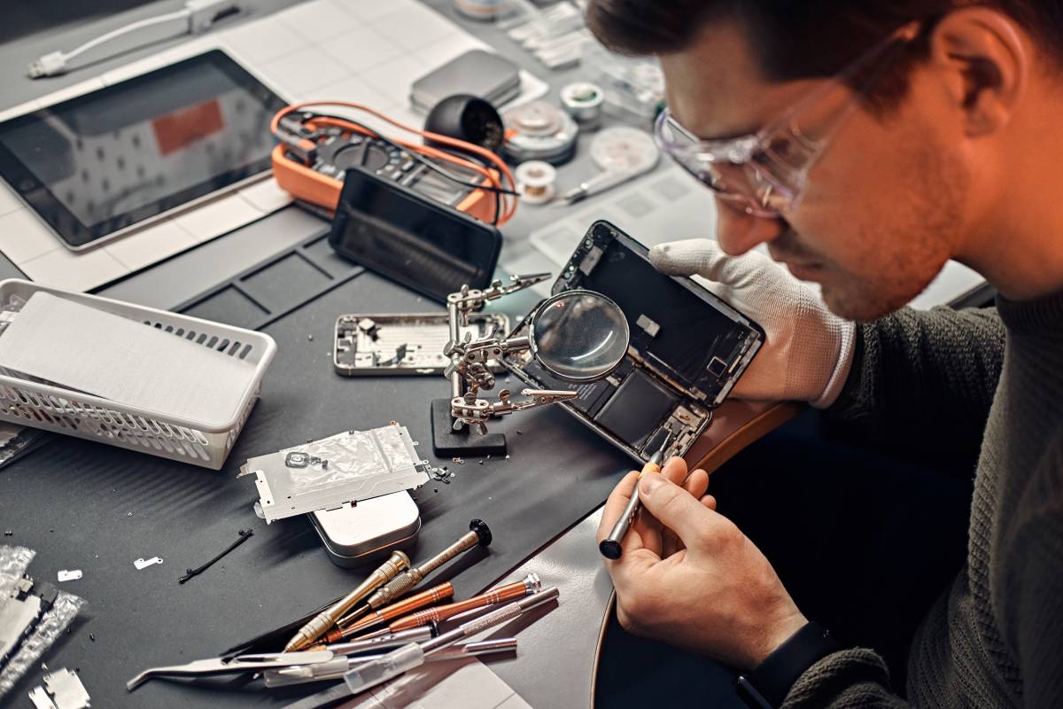 arreglar teléfono móvil