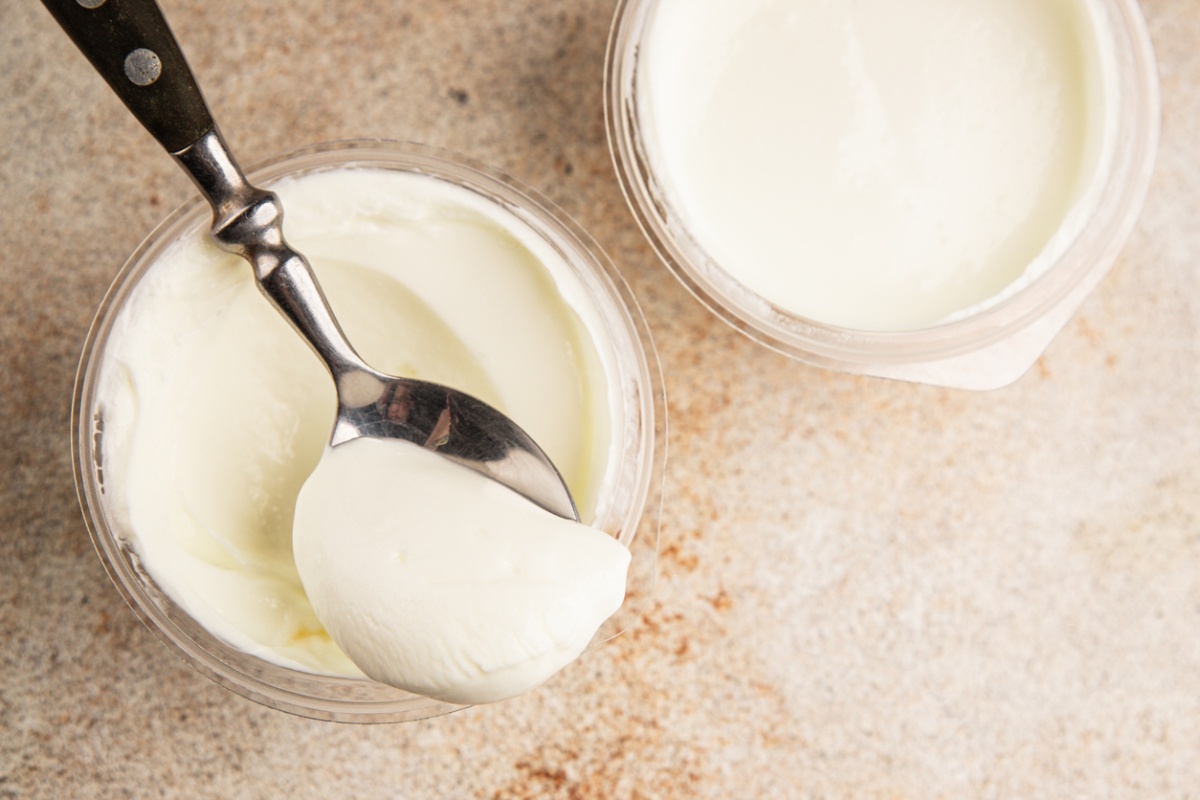 cuánta proteína aporta el skyr