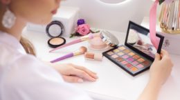 cosmeticos maquillaje sombra cremas