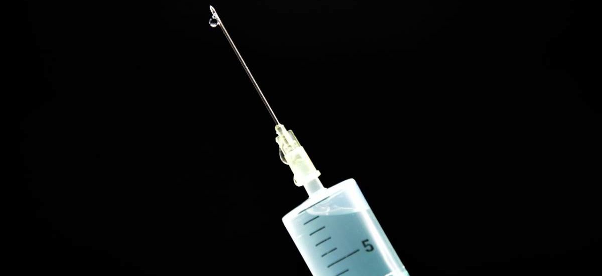 jeringa vacuna coronavirus