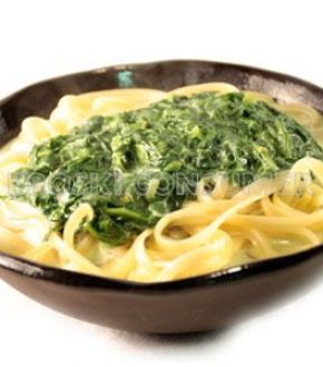 Espaguetis con espinacas