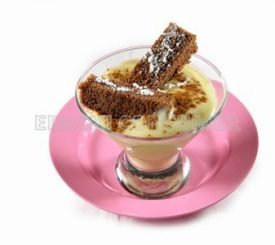 Brownies de chocolate sobre crema de vainilla