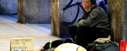 persona sin hogar perro compañía