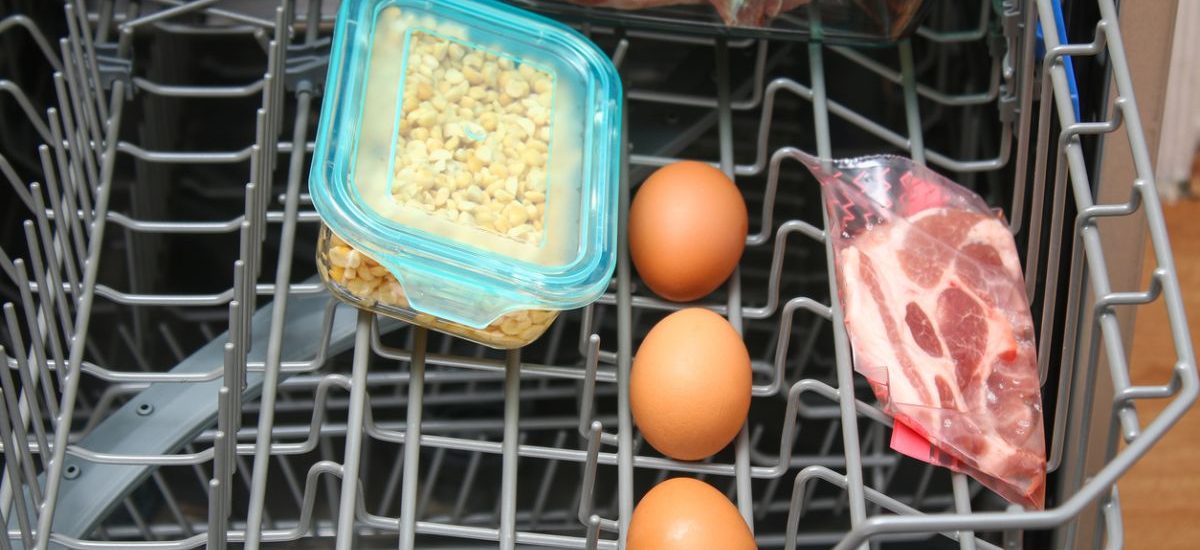 cocinar en el lavavajillas riesgos