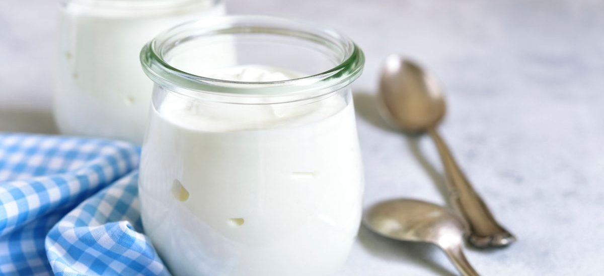 Cuánta grasa y calorías tiene el yogur griego Consumer