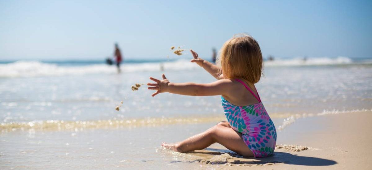 alergia sol verano niños