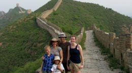 Img muralla china familia