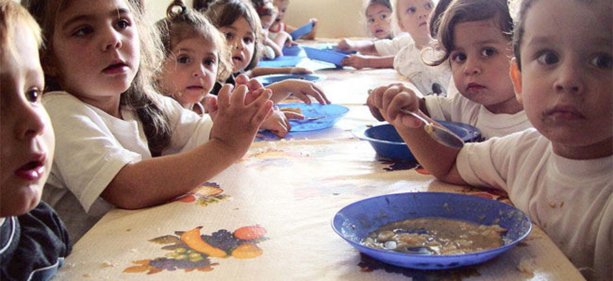 img_ninos-comedor Img ninos comedor