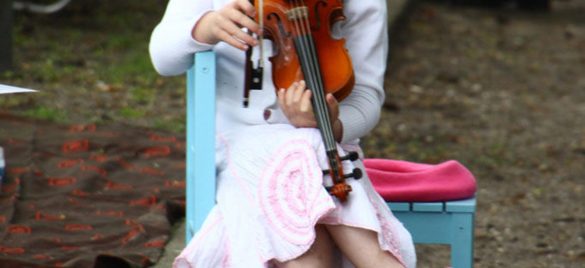 img_nina-violin-1 Img nina violin