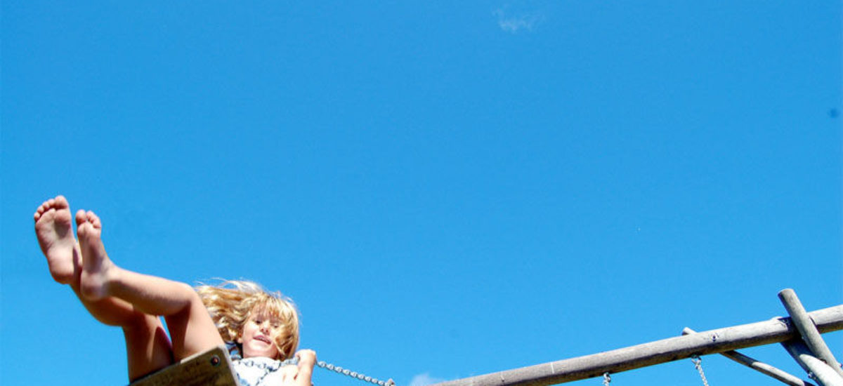 img_nina-columpio Img nina columpio