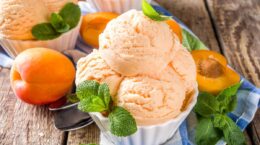 bolas helado melocotón