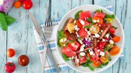 ensalada de tomate y sandía refrescante