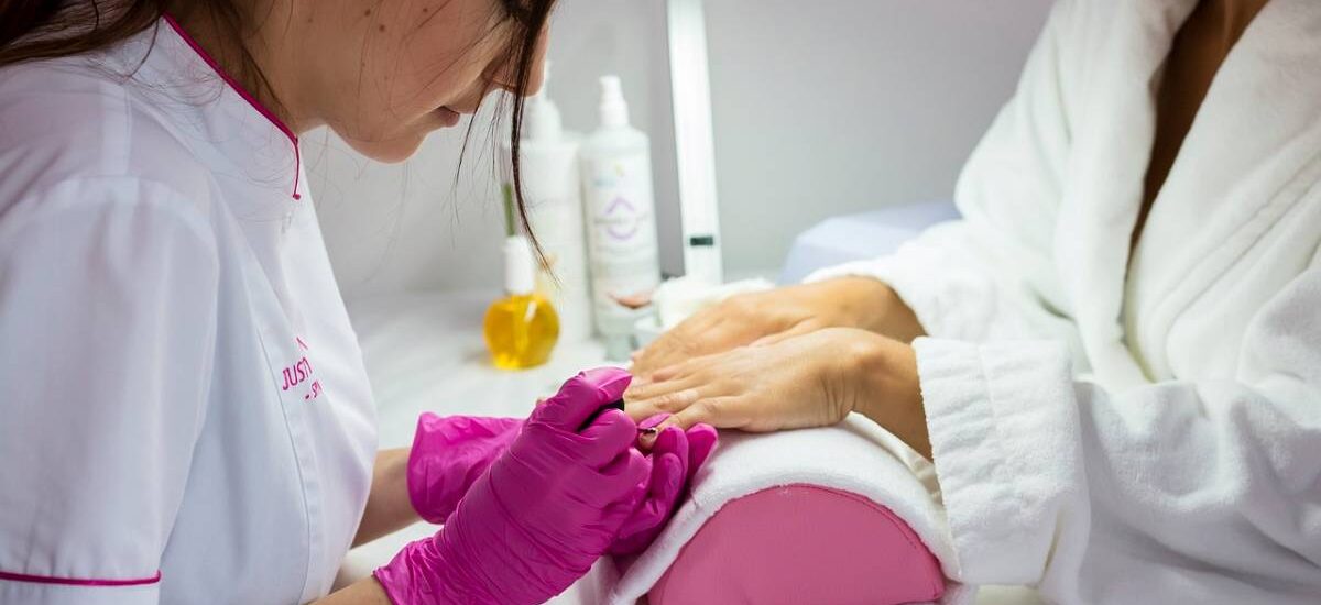 manicura manicura semipermanente