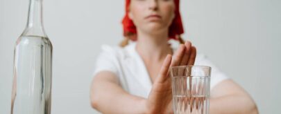 joven no quiere alcohol