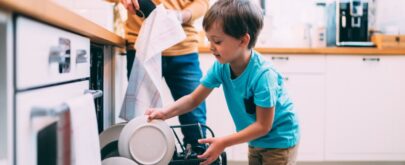 detergentes de lavavajillas y alergias infantiles