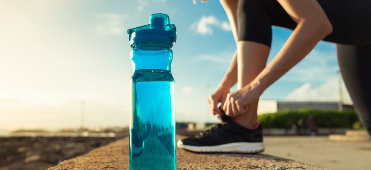 la mejor bebida para hidratarse haciendo ejercicio