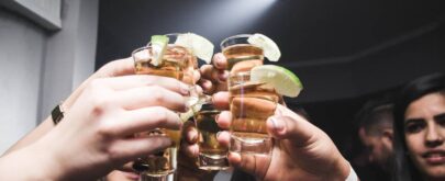 brindis con chupitos sin alcohol