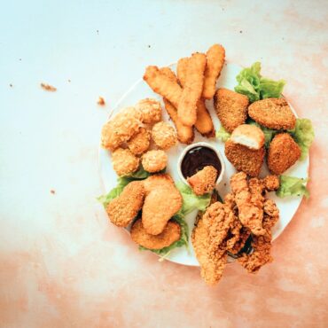 cuánta carne tienen los nuggets de pollo