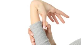 causas y consecuencias de la hiperlaxitud