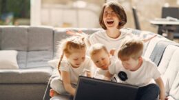 estrés parental y obesidad en niños