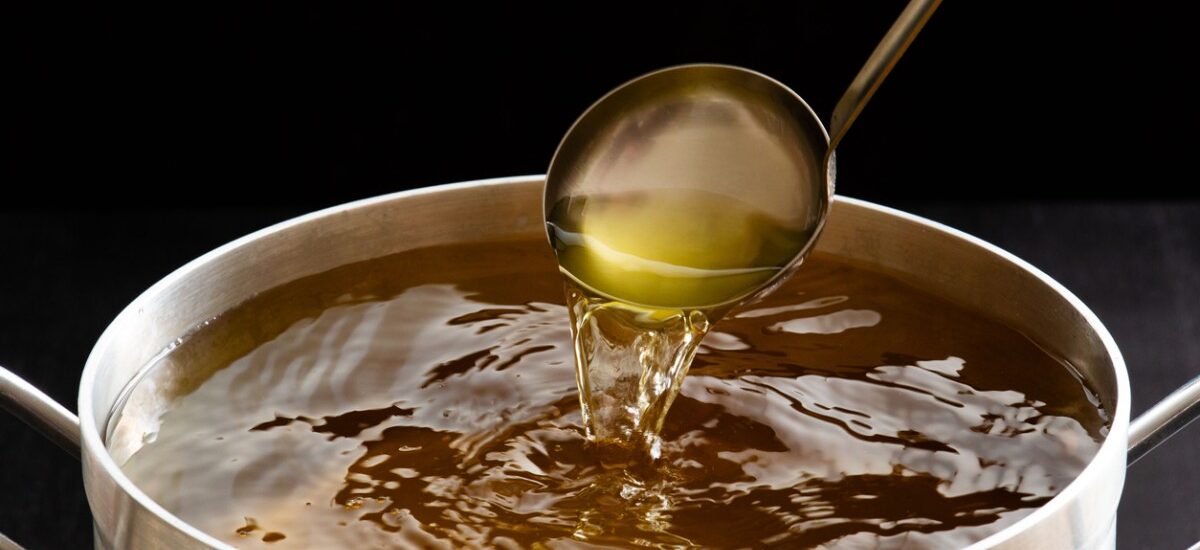 nutrientes del caldo de pescado