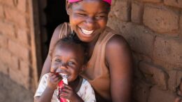 alimento rutf frente desnutrición infantil en Malawi