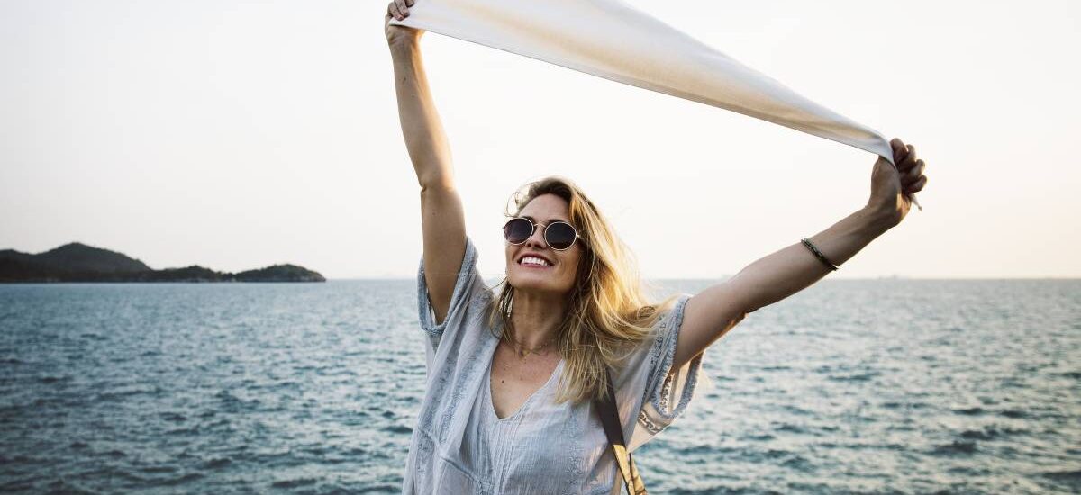 vacaciones de verano mujer mar