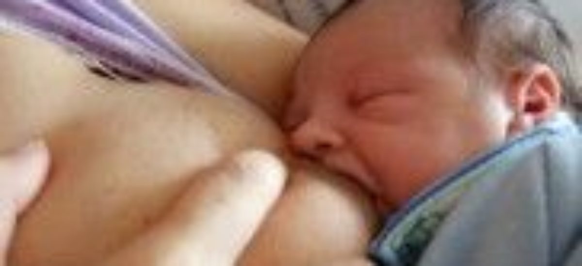 Cómo saber si el recién nacido toma suficiente leche materna - Natalben