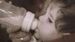 Img leche formula lactancia materna bebes alimentacion beneficios listado