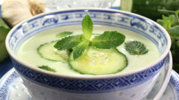 Img sopa fria pepino hd
