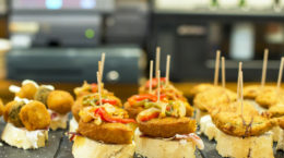 Img tapas pinchos mas seguros hd