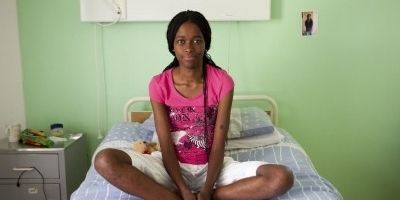 Img 9fundingcrisissamanthareinders art3 