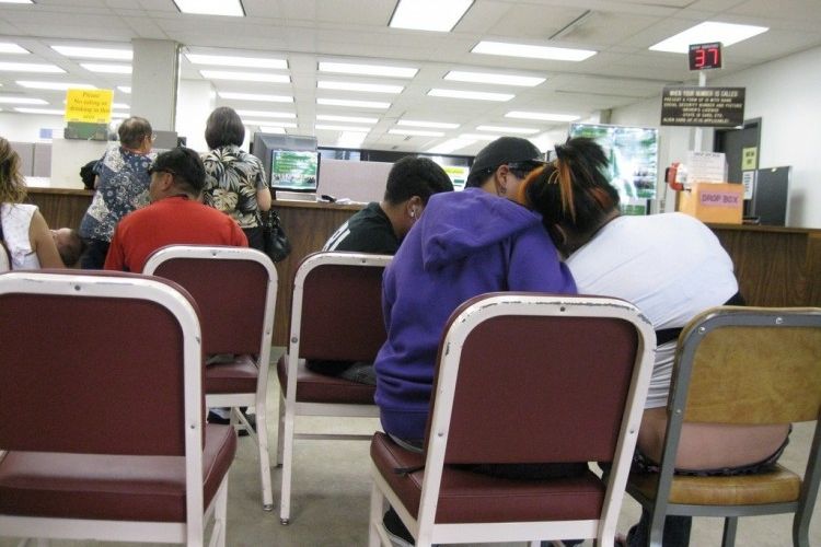 Img oficina empleo grande