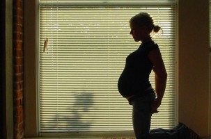 Img posturas correctas embarazo embarazadas cuidados posiciones ejercicios art