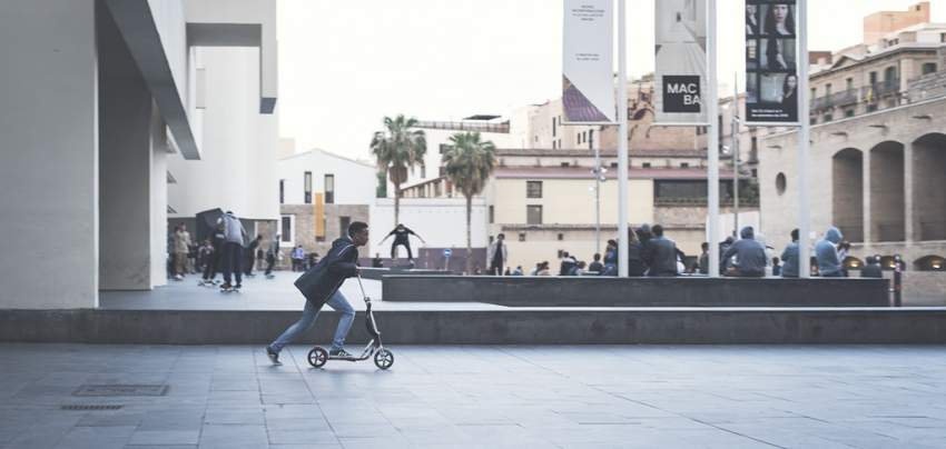 circular correctamente con patinete